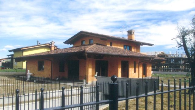 Villa tetto in legno